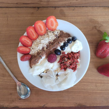 Recharge organic oat bowl